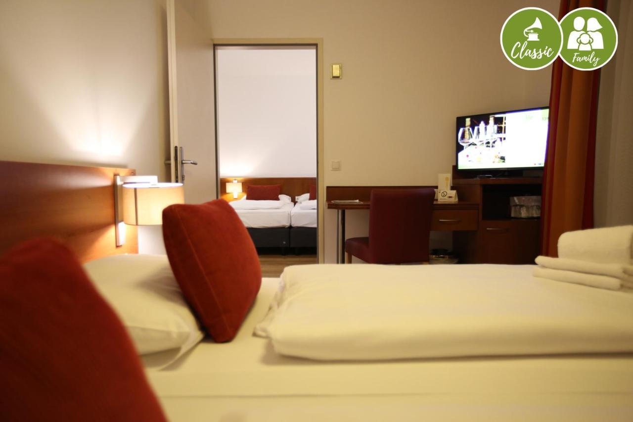 Arte Stadthalle 4* Viena